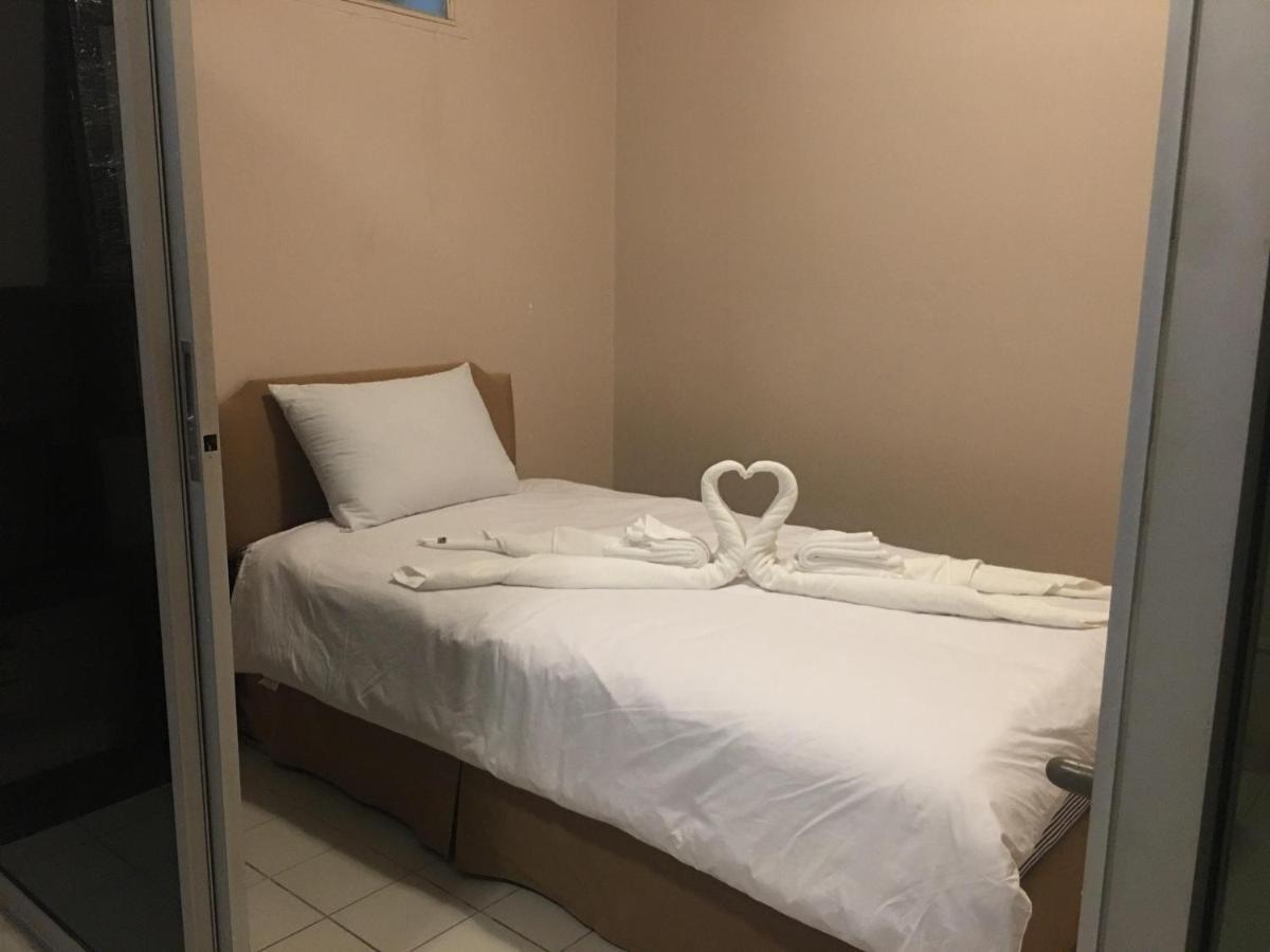 Bed At Beach Hostel Phuket Dış mekan fotoğraf
