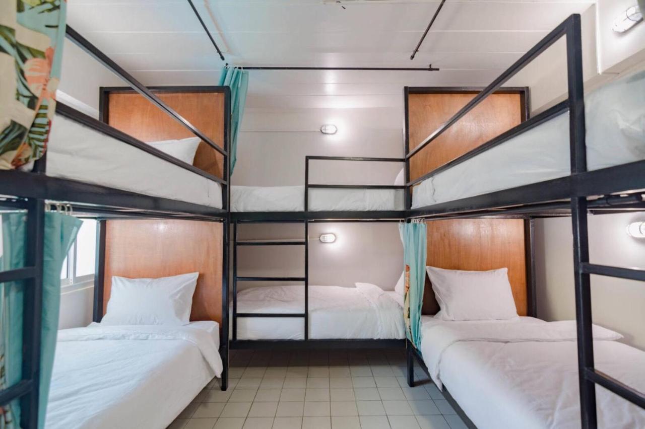 Bed At Beach Hostel Phuket Dış mekan fotoğraf